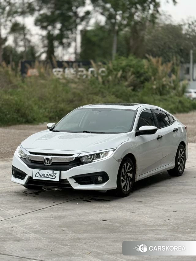 Honda Civic id 3882551 из Китая 9