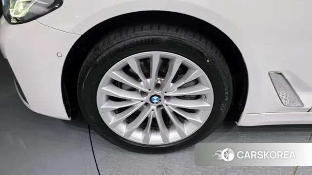 BMW 5 Series (G30) id 3115364 из Кореи 15