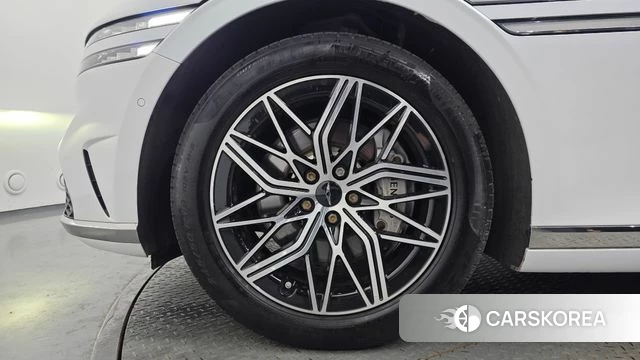 Genesis G90 (RS4) id 3883981 из Кореи 15