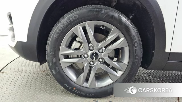 Kia Seltos id 4401736 из Кореи 25