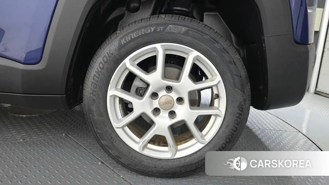 Jeep Renegade id 4490077 из Кореи 27