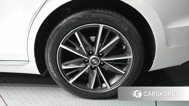 Hyundai The New Grandeur IG id 4490178 из Кореи 26