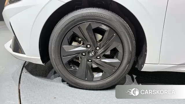 Hyundai Avante (CN7) id 3354621 из Кореи 15