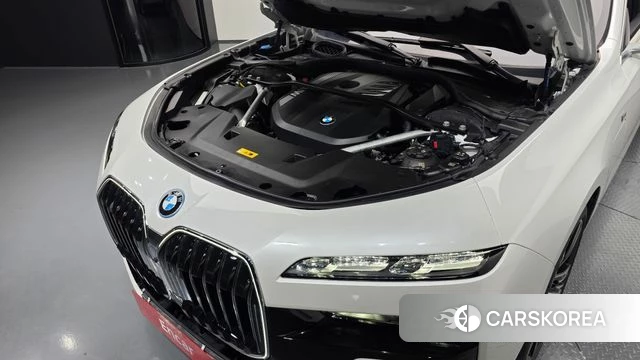 BMW 7 Series (G70) id 4753261 из Кореи 35