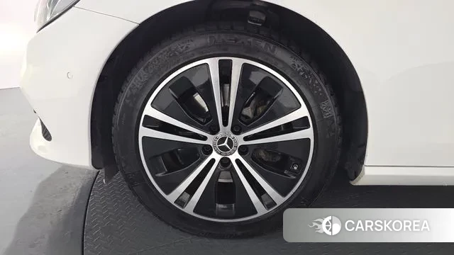 Mercedes-Benz E-Class W213 id 3509412 из Кореи 15