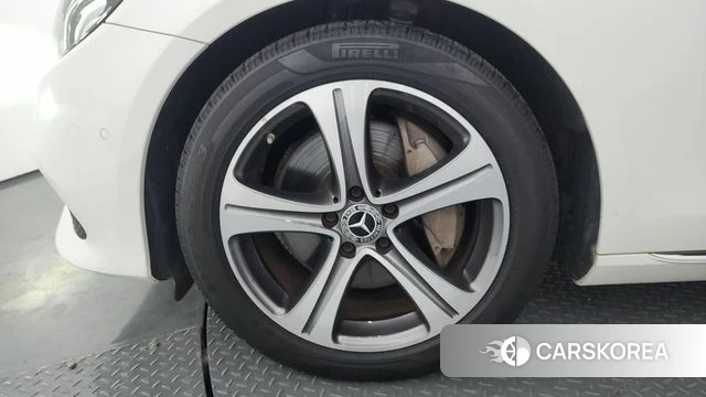 Mercedes-Benz E-Class W213 id 4620293 из Кореи 28