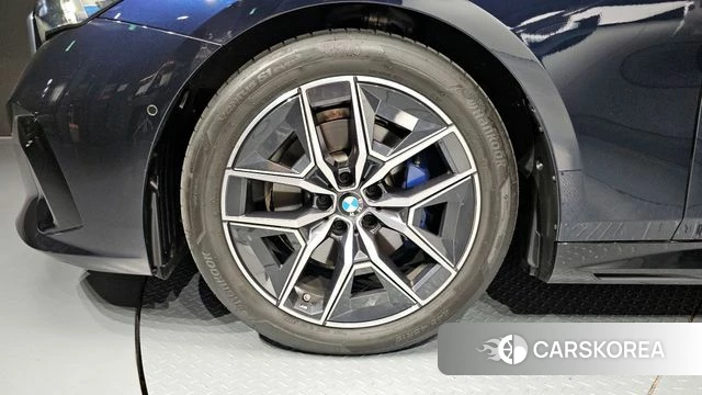 BMW 5 Series (G60) id 4414031 из Кореи 27