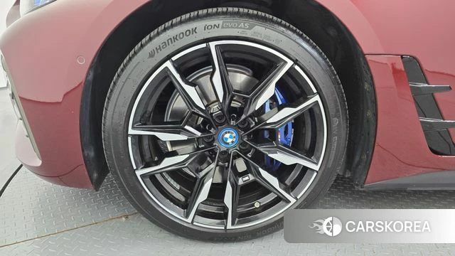 BMW i4 id 4854957 из Кореи 30