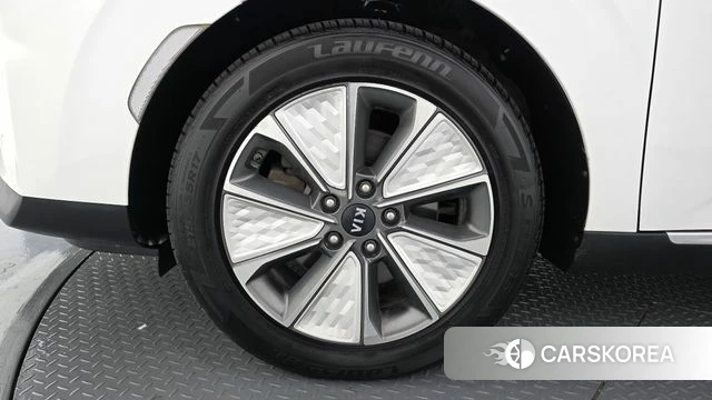 Kia Soul Booster EV id 4508287 из Кореи 15