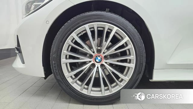 BMW 3 Series (G20) id 3905285 из Кореи 15