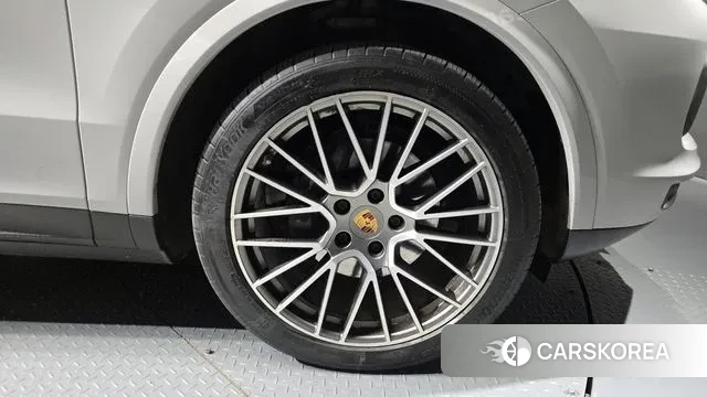 Porsche Cayenne (PO536) id 3770804 из Кореи 15