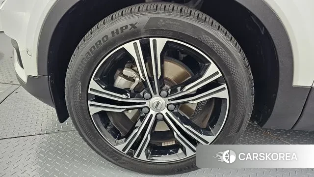 Volvo XC40 id 3788673 из Кореи 15