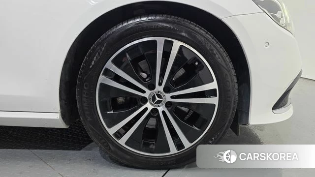 Mercedes-Benz E-Class W213 id 3813102 из Кореи 15