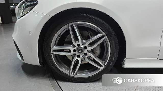 Mercedes-Benz E-Class W213 id 4403002 из Кореи 25