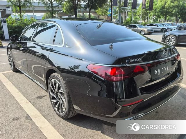 Mercedes-Benz E-class id 4353084 из Китая 15