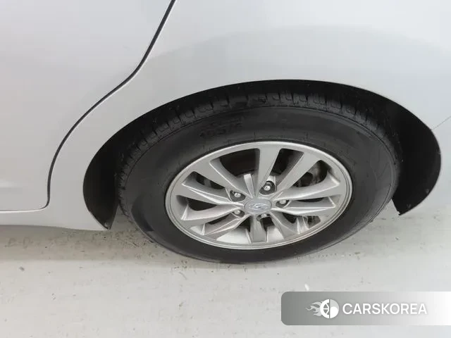 Hyundai The New Avante AD id 3476733 из Кореи 13