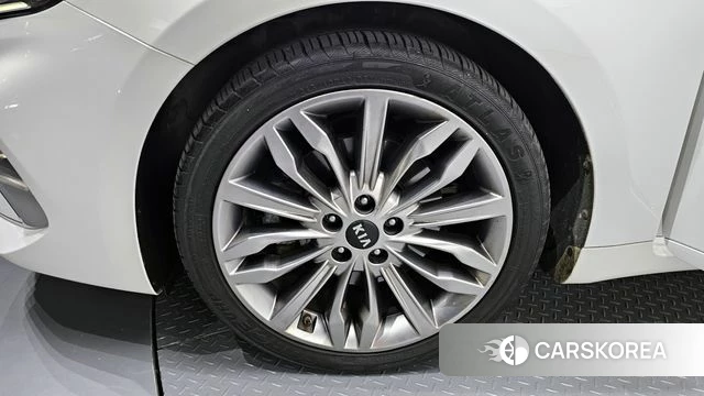 Kia K7 Premier id 3879493 из Кореи 15