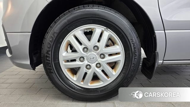 Hyundai The New Grand Starex id 4508689 из Кореи 15