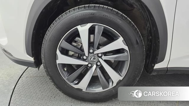 Lexus NX300h id 3814582 из Кореи 15