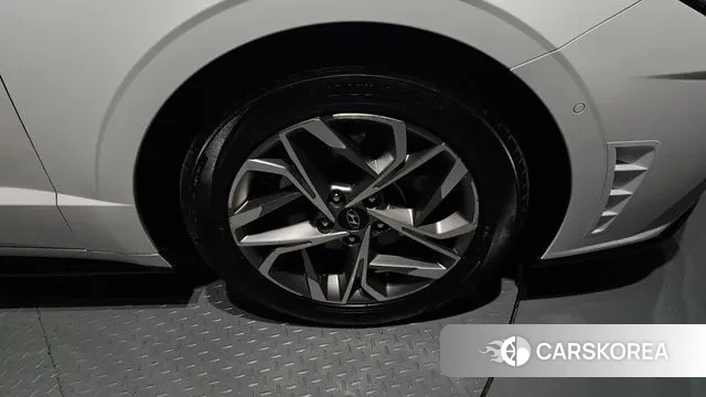 Hyundai Sonata (DN8) id 3208382 из Кореи 15