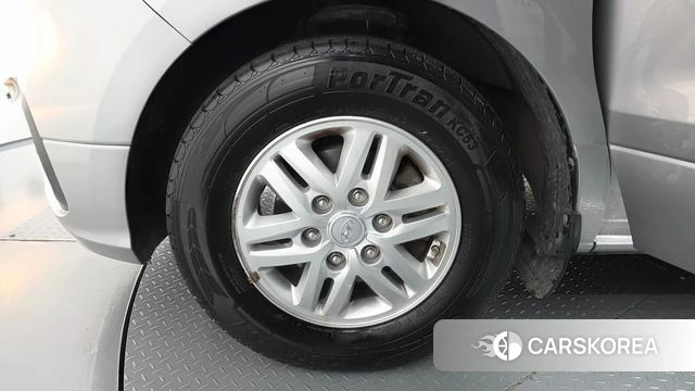 Hyundai The New Grand Starex id 4251212 из Кореи 25