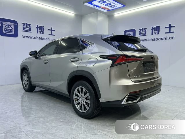 Lexus NX id 4277220 из Китая 16