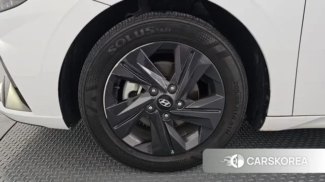 Hyundai Avante Hybrid (CN7) id 3037577 из Кореи 15