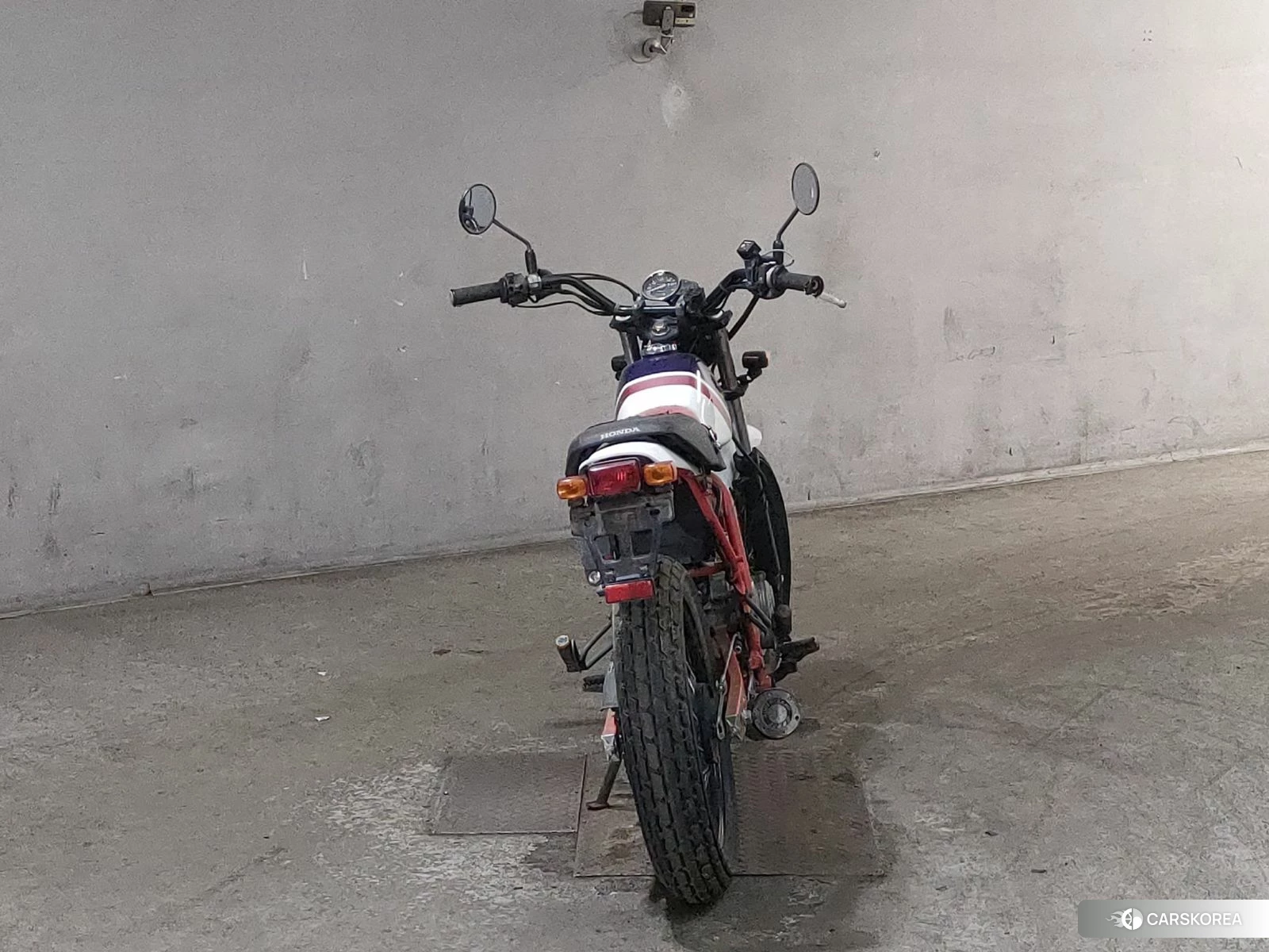 Проданный Honda FTR223 id 3950003 из Японии, фото 2