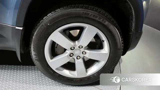 Land Rover Defender (L663) id 3349046 из Кореи 15