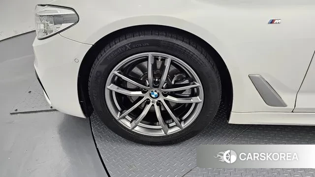 BMW 5 Series (G30) id 3330140 из Кореи 15