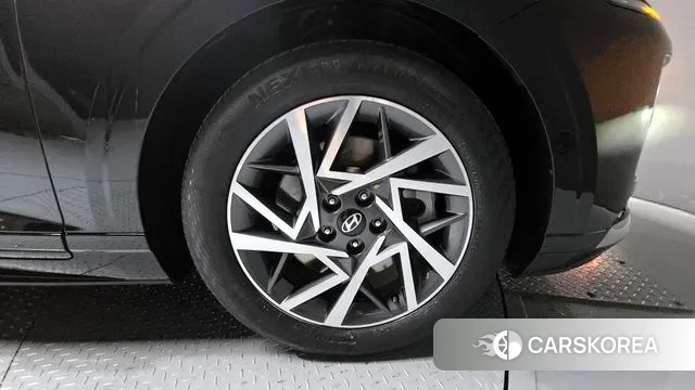 Hyundai Grandeur (GN7) id 3415744 из Кореи 15