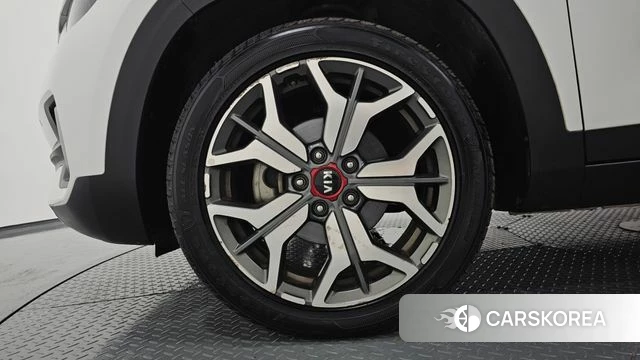 Kia Seltos id 4651876 из Кореи 15