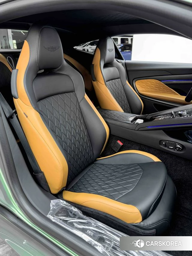 Aston Martin DB12 id 4182520 из Китая 23