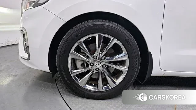 Kia The New Carnival id 2902939 из Кореи 15