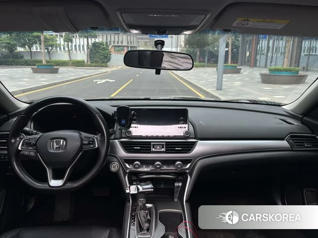 Honda Accord id 4333770 из Китая 8