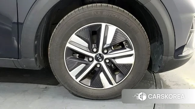 Kia The New Niro id 3598645 из Кореи 15