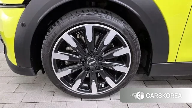 Mini Cooper S id 3016432 из Кореи 15