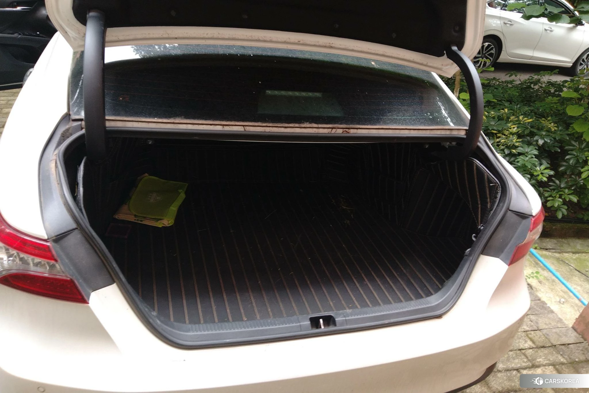 Toyota Camry id 4438305 из Китая 12