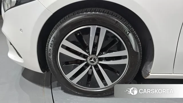 Mercedes-Benz A-Class W177 id 3771821 из Кореи 15