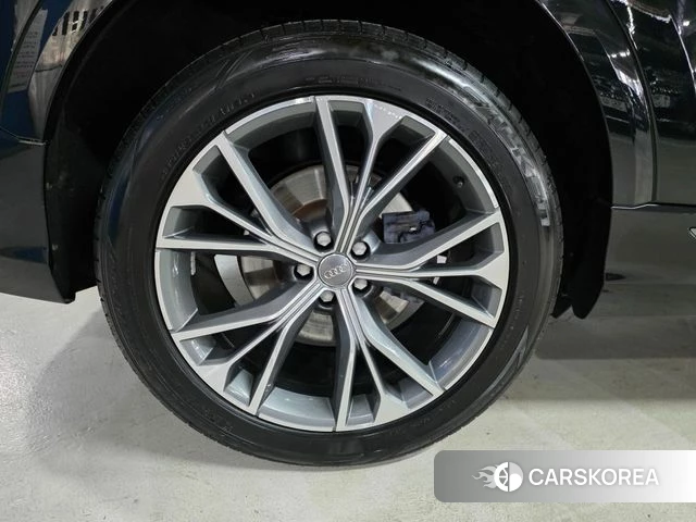 Audi Q8 (4M) id 4231926 из Кореи 15