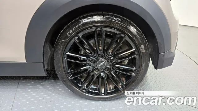 Mini Cooper Convertible id 2736752 из Кореи 15