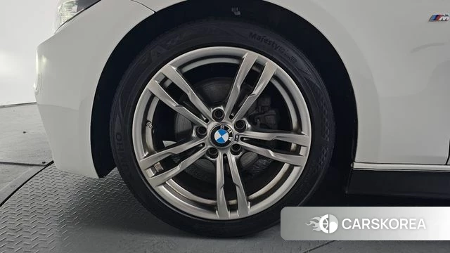 BMW 3 Series (F30) id 3917360 из Кореи 15