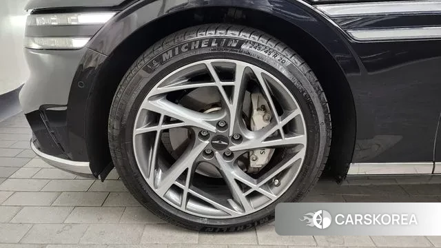 Genesis G90 (RS4) id 3721707 из Кореи 15