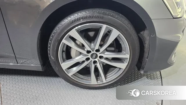 Audi A6 (C8) id 3691293 из Кореи 15