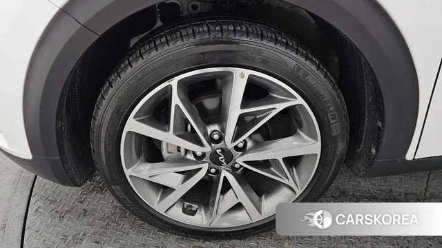 Kia The New Niro id 3621118 из Кореи 15