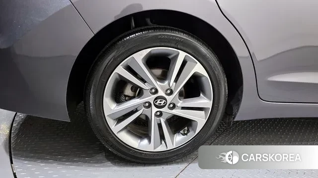 Hyundai Avante AD id 3418213 из Кореи 15