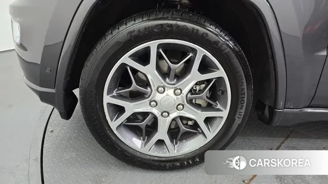 Jeep Grand Cherokee id 3681322 из Кореи 15