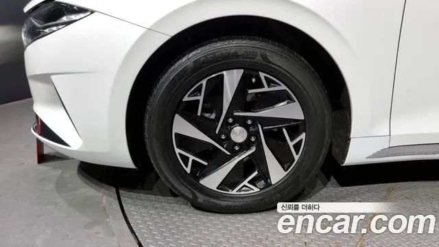 Hyundai The New Grandeur IG Hybrid id 2869285 из Кореи 15