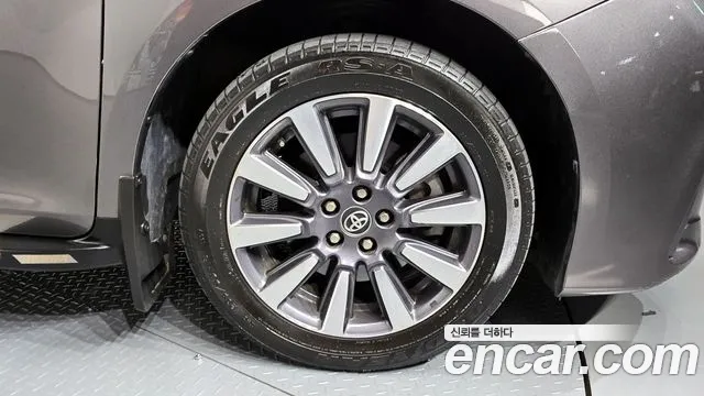 Toyota Sienna id 2818921 из Кореи 15