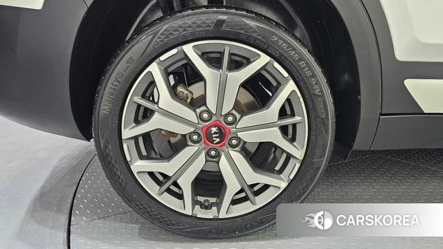 Kia Seltos id 4196692 из Кореи 15